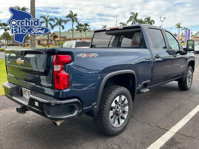 2023 Chevrolet Silverado 2500HD 4WD Crew Cab Standard Bed Custom