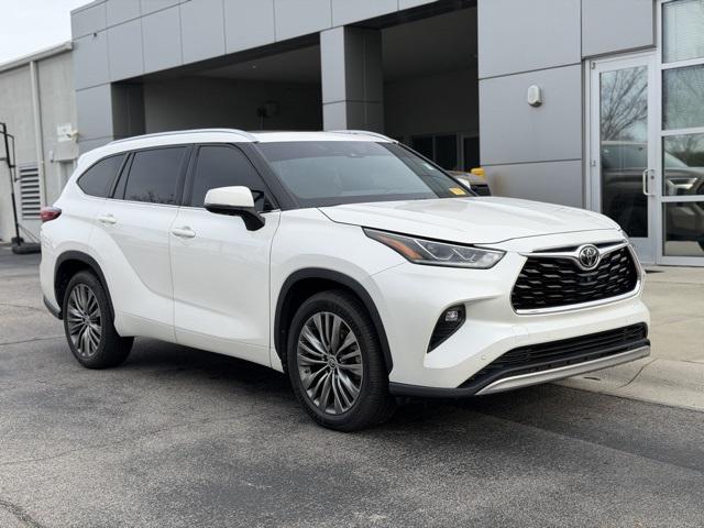 2020 Toyota Highlander Platinum 2020 Toyota Highlander Platinum