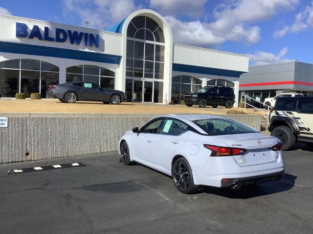 2025 Nissan Altima SR AWD