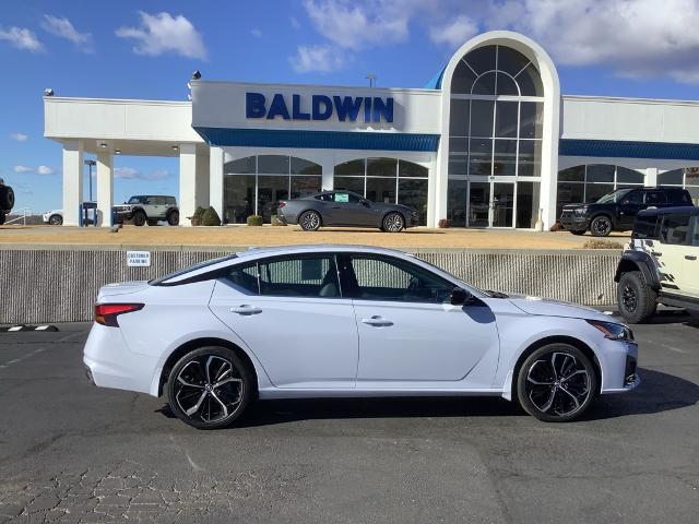 2025 Nissan Altima SR AWD