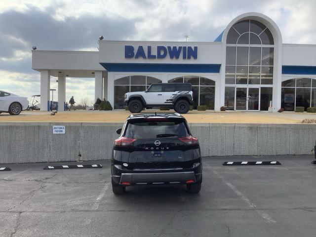 2024 Nissan Rogue SL FWD