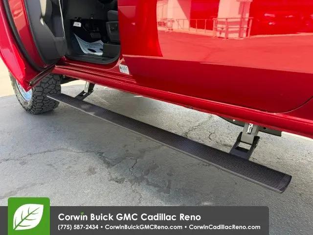 2026 GMC Sierra 2500HD Crew Cab, Standard Bed, SLT, 4WD