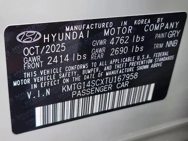 2026 Genesis G70 2.5T RWD
