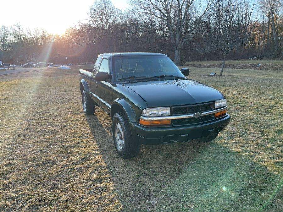 2002 Chevrolet S-10 LS