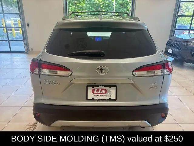 2023 Toyota Corolla Cross LE