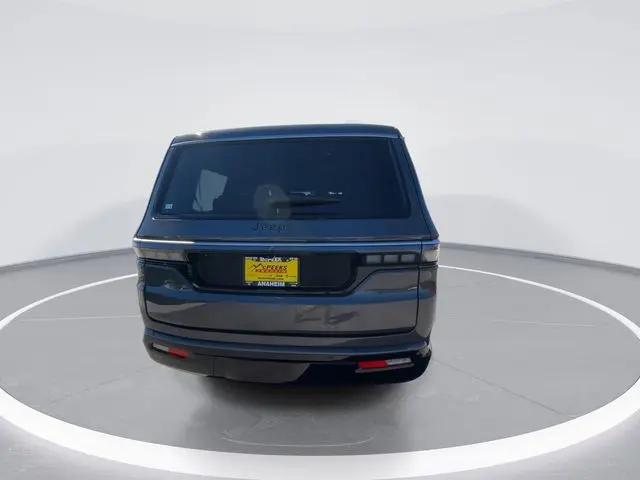 2026 Jeep Grand Wagoneer 4x4