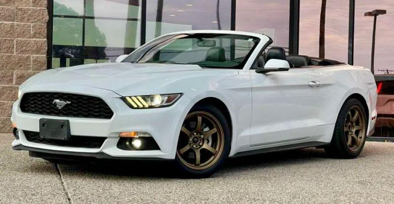 2015 Ford Mustang EcoBoost Premium