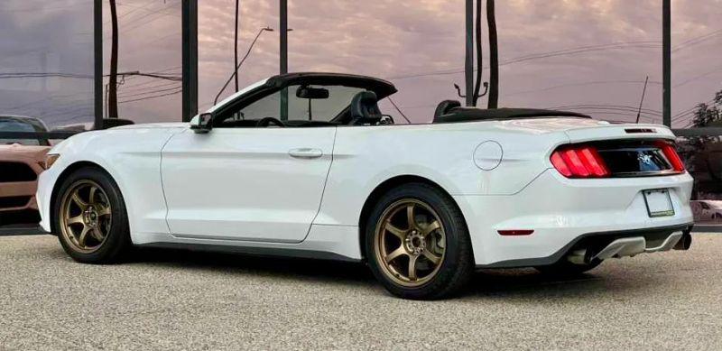 2015 Ford Mustang EcoBoost Premium