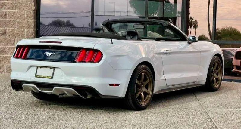 2015 Ford Mustang EcoBoost Premium