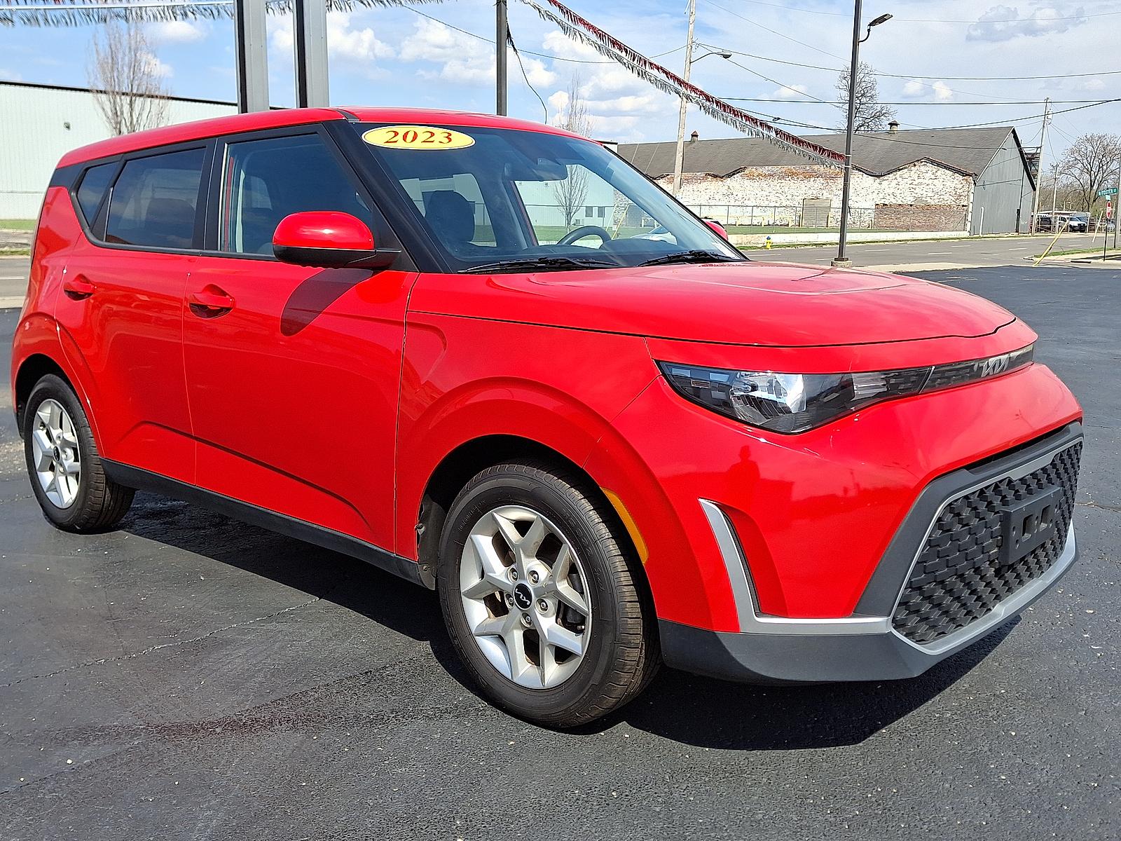 Inferno Red 2023 Kia Soul LX FWD SUV / Crossover Front-Wheel Drive Automatic