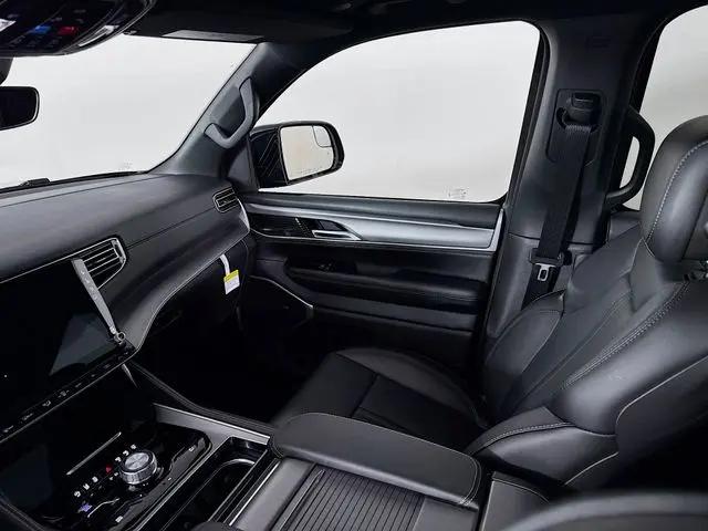 2026 Jeep Grand Wagoneer L 4x4
