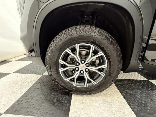 2025 GMC Acadia AWD AT4