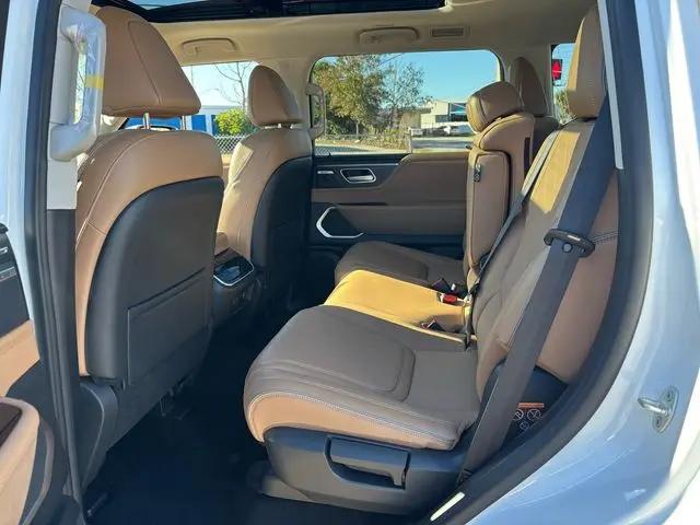 2026 INFINITI QX80 LUXE AWD
