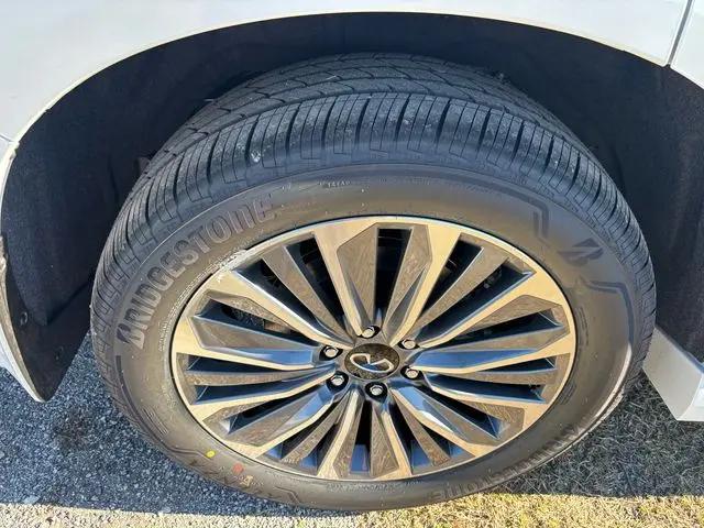 2026 INFINITI QX80 LUXE AWD