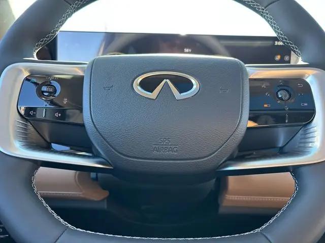 2026 INFINITI QX80 LUXE AWD