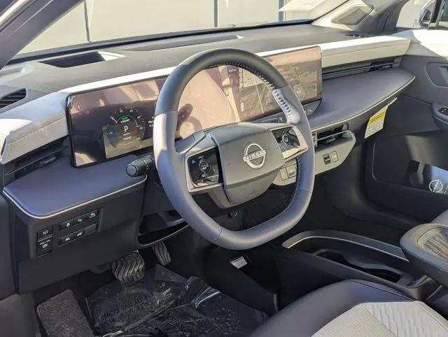 2026 Nissan LEAF PLATINUM+