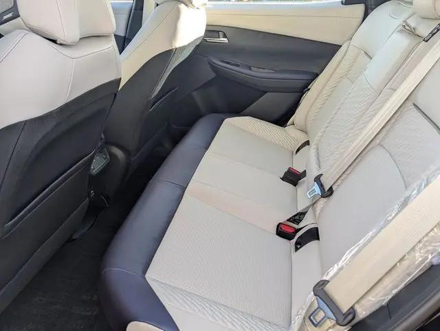 2026 Nissan LEAF PLATINUM+