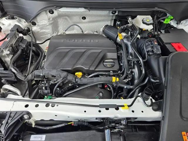 2026 Buick NV Preferred FWD
