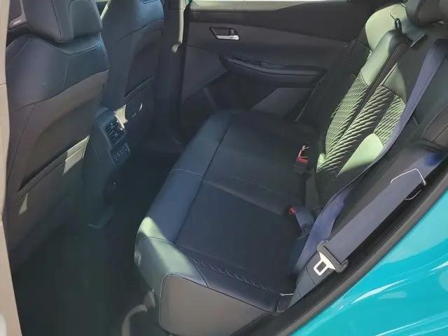 2026 Nissan LEAF PLATINUM+