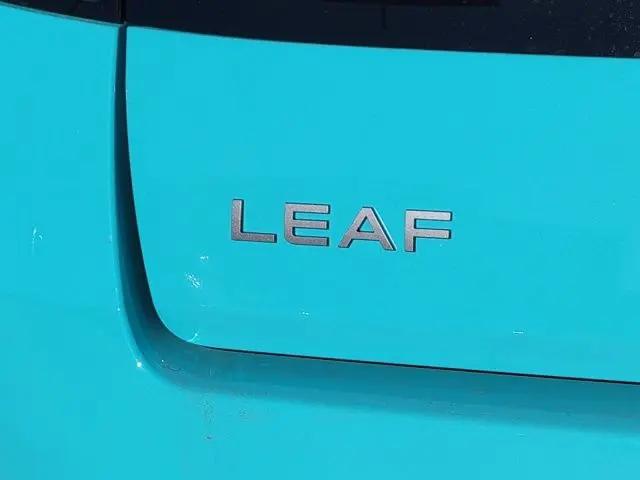 2026 Nissan LEAF PLATINUM+