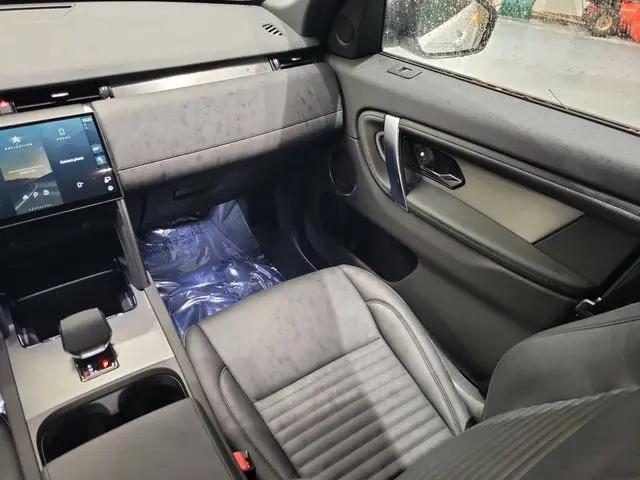 2025 Land Rover Discovery Sport Dynamic SE