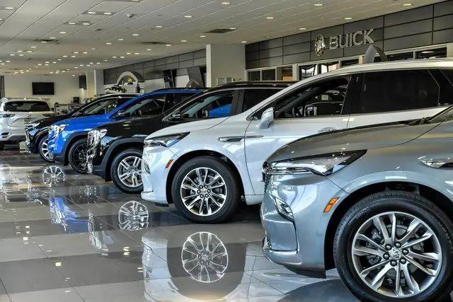 2026 GMC Acadia Elevation AWD