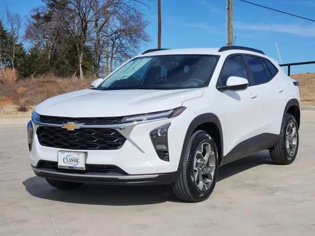 2026 Chevrolet Trax FWD LT