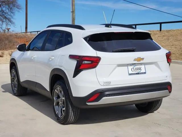 2026 Chevrolet Trax FWD LT