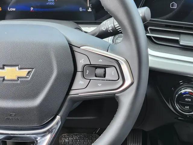 2026 Chevrolet Trax FWD LT