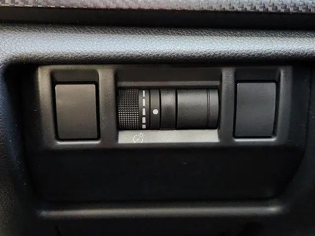 2025 Subaru Crosstrek 2.0i