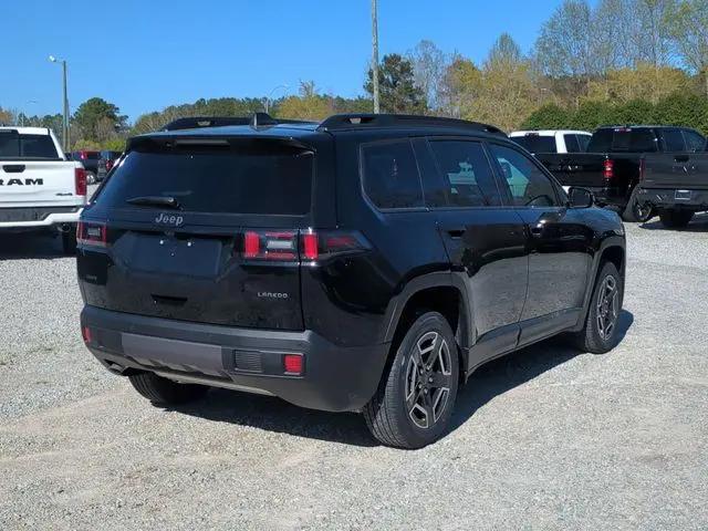2026 Jeep Cherokee Laredo 4x4