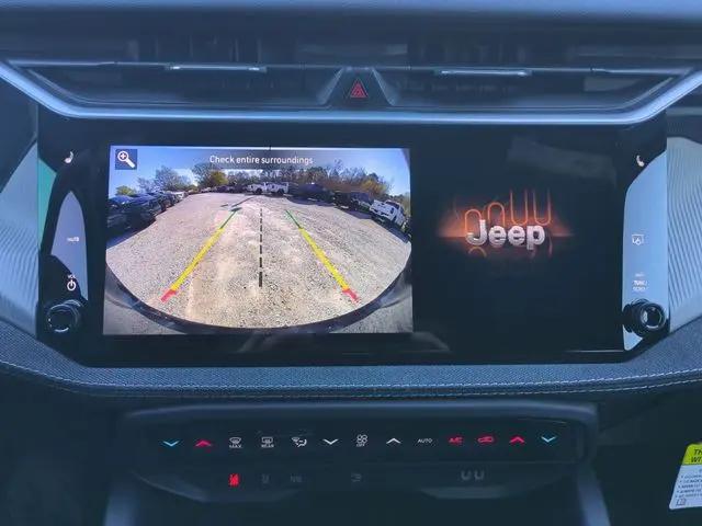 2026 Jeep Cherokee Laredo 4x4