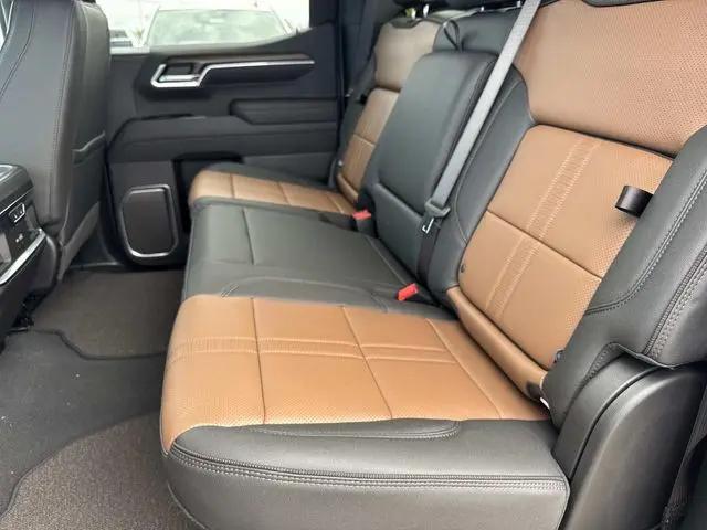 2026 Chevrolet Silverado 1500 4WD Crew Cab Short Bed High Country