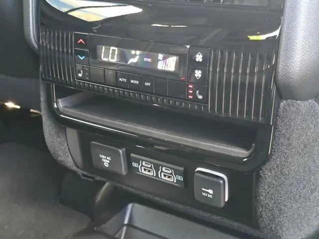 2026 Jeep Grand Wagoneer Limited Altitude 4x4