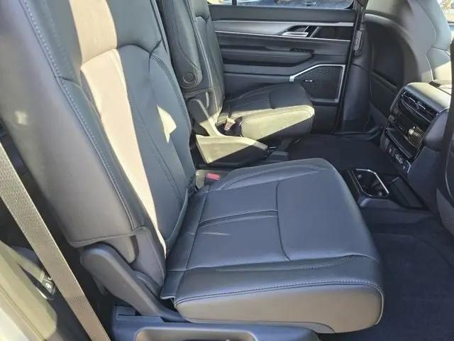 2026 Jeep Grand Wagoneer Limited Altitude 4x4