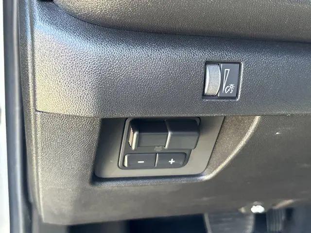 2025 Chevrolet Colorado 2WD WT
