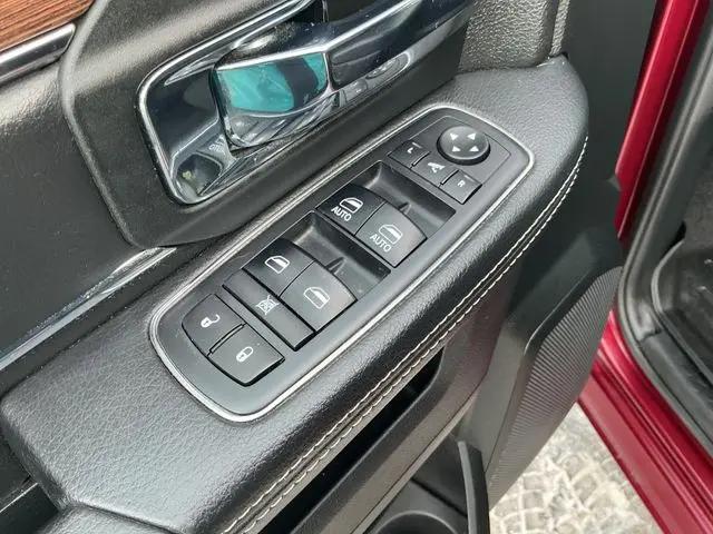 2018 Ram 1500 Laramie Crew Cab 4x4 5'7" Box