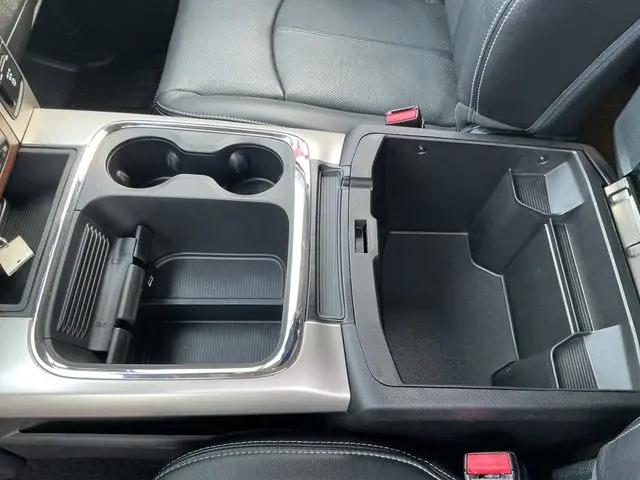 2018 Ram 1500 Laramie Crew Cab 4x4 5'7" Box