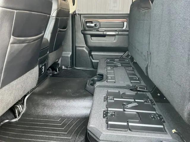 2018 Ram 1500 Laramie Crew Cab 4x4 5'7" Box