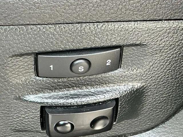 2018 Ram 1500 Laramie Crew Cab 4x4 5'7" Box