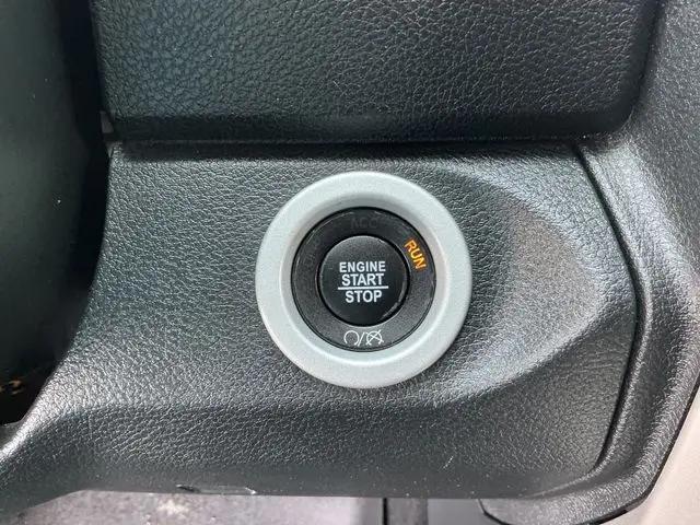 2018 Ram 1500 Laramie Crew Cab 4x4 5'7" Box