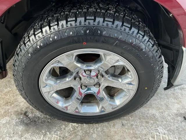2018 Ram 1500 Laramie Crew Cab 4x4 5'7" Box