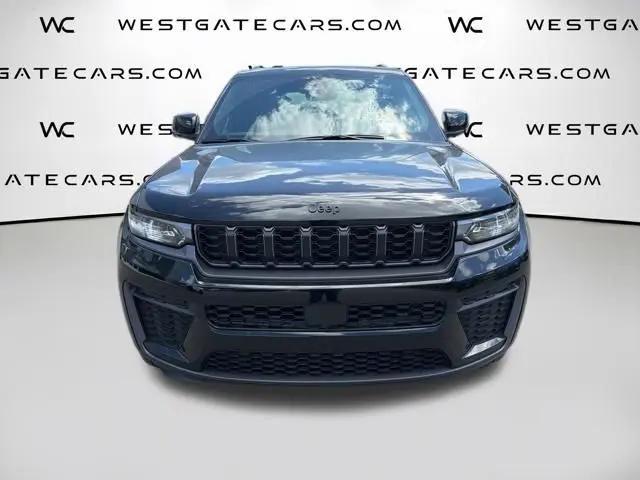 2026 Jeep Grand Cherokee Altitude 4x4