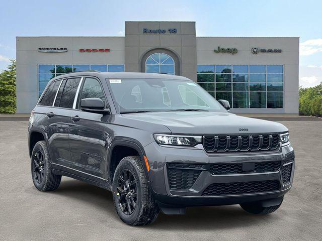 2026 Jeep Grand Cherokee Altitude 4x4 for sale in East Brunswick, NJ