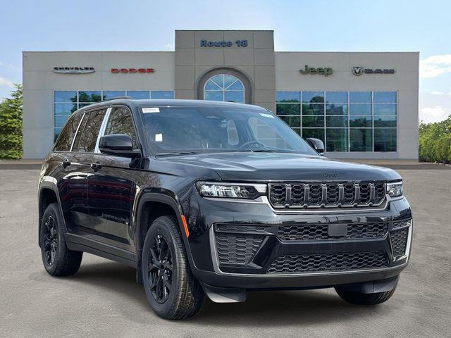 2026 Jeep Grand Cherokee Altitude 4x4 for sale in East Brunswick, NJ