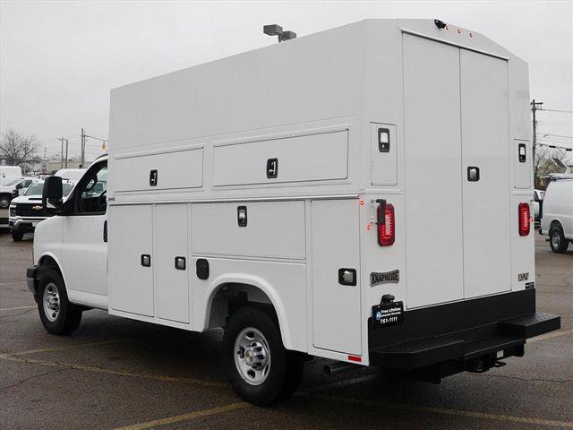 2025 Chevrolet Express Cutaway Work Van