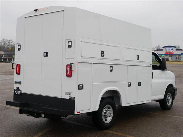 2025 Chevrolet Express Cutaway Work Van
