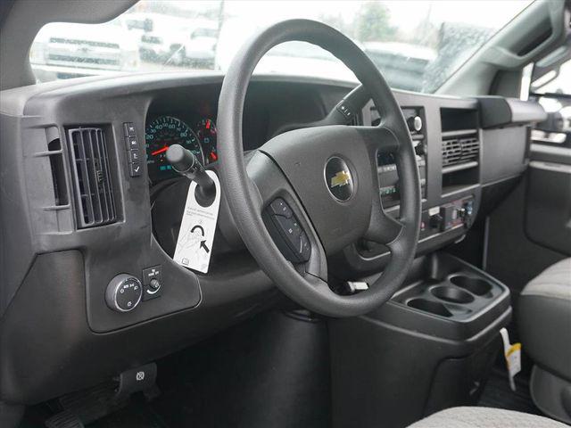 2025 Chevrolet Express Cutaway Work Van