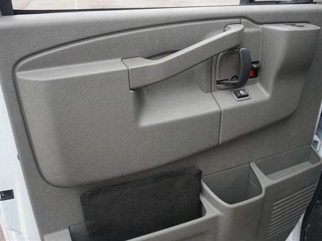 2025 Chevrolet Express Cutaway Work Van