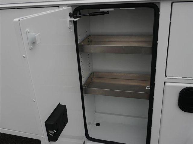 2025 Chevrolet Express Cutaway Work Van